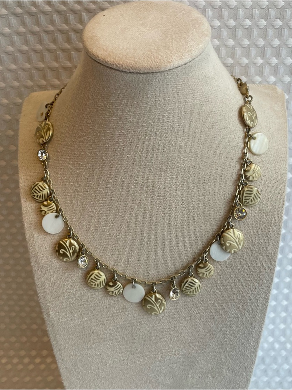 Vintage Lia Sophia Antiqued Gold Tone Mixed Charm Necklace Boho Chic Earthy #646